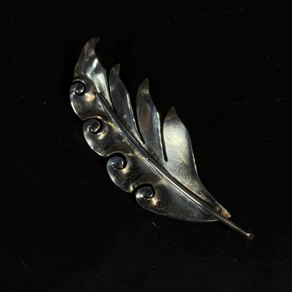 Vintage Sterling Silver Leaf Modernist Swirl Brooch